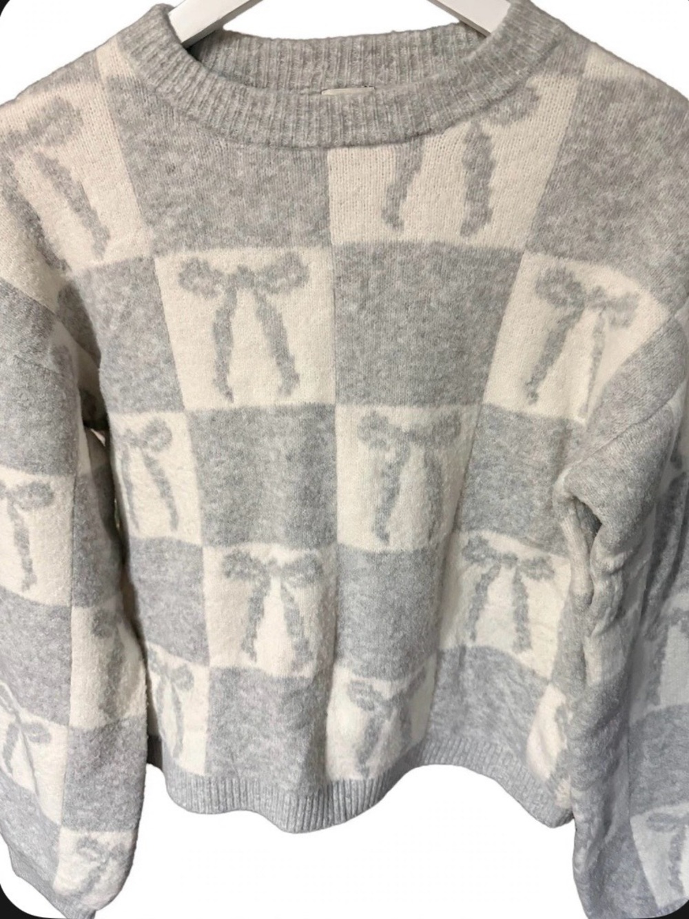 A new day Gray and White Checkerboard Bow Sweater - Women size S